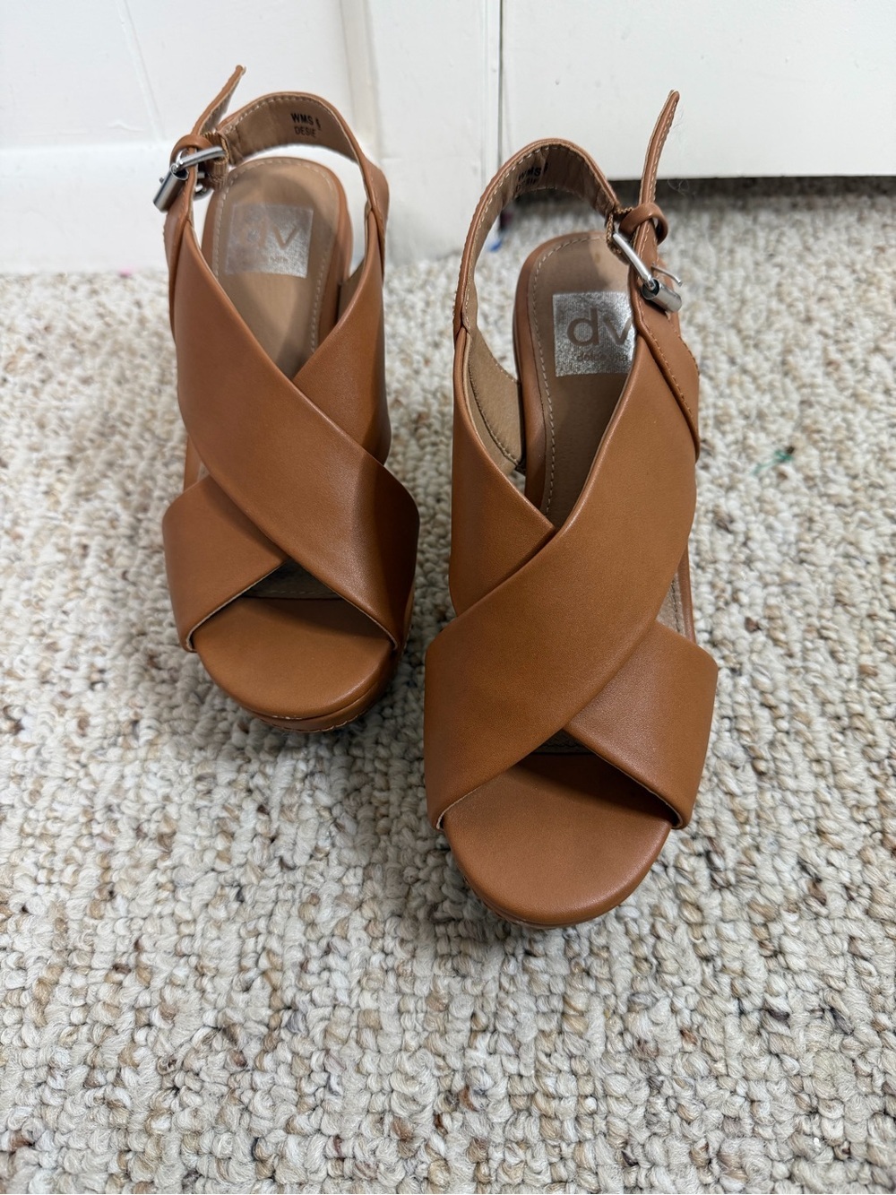 dv by Dolce Vita Tan Desie Leather Cross-Strap Slingback Wedges size 6